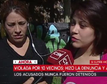 La violaron 10 vecinos y vive encerrada hace un año porque la amenazan