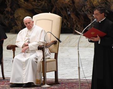 El Papa dijo que delincuentes quieren cobrar entradas por la audiencia de los miércoles
