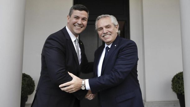 Alberto Fernández asistió a la asunción del presidente de Paraguay