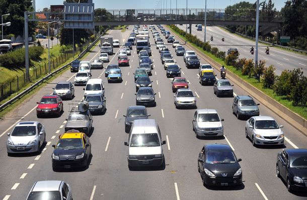 Más de 2.000 autos por hora en el éxodo a la Costa Atlántica