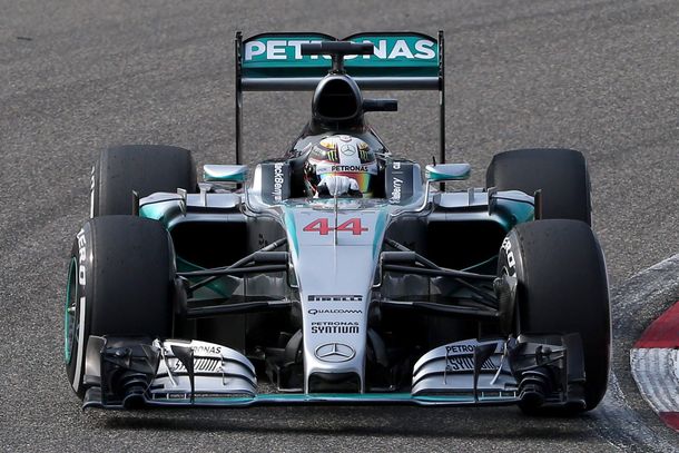 Hamilton, el pole man de la temporada, largará primero en el Gran Premio de Bahréin