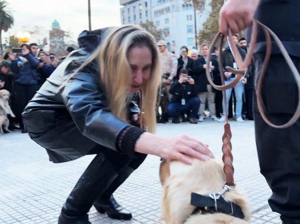 Karina Milei y Patricia Bullrich festejaron el Día del Perro en Plaza de Mayo