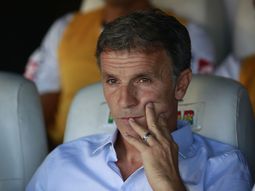 El entrenador no pudo enderezar el rumbo de un equipo a la deriva El entrenador no pudo enderezar el rumbo de un equipo a la deriva