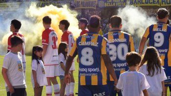 el gesto de espaldas de estudiantes a rosario central: los detalles de como ocurrio la idea el gesto de espaldas de estudiantes a rosario central: los detalles de como ocurrio la idea