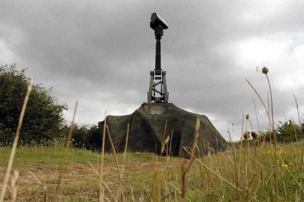 Tras el pedido de diálogo del Papa, Londres refuerza la defensa de las Malvinas