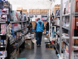 desbaratan red de importacion ilegal con mercaderia valuada en 120 millones de pesos desbaratan red de importacion ilegal con mercaderia valuada en 120 millones de pesos