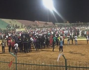 Al menos ocho muertos en una avalancha en un estadio de Senegal