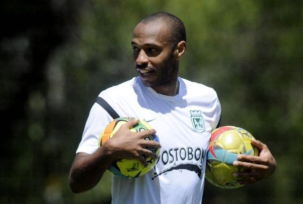 ¿Con qué equipo sudamericano se entrena Thierry Henry?