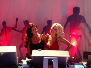 Zaira Nara debutó en la TV italiana