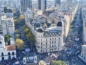 Contra el veto y el ajuste, la multitudinaria Marcha Federal copó Plaza de Mayo