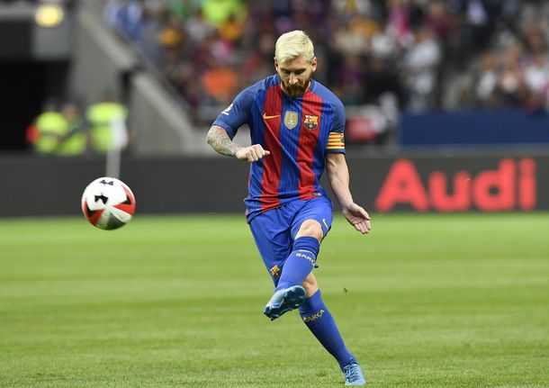 Messi quiere hablar con Bauza para volver a jugar en la Selección argentina