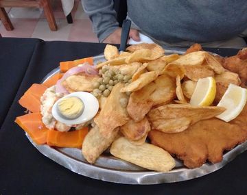 El bodegón de Buenos Aires que ofrece comidas para toda la familia y a buen precio