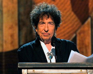 Bob Dylan finalmente recibirá el Premio Nobel
