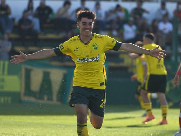 Defensa y Justicia se impuso ante Argentinos Juniors y, por ahora, es puntero de la Zona A