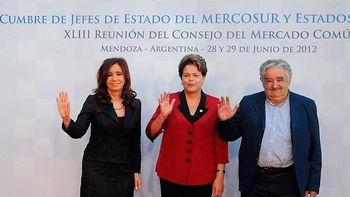 la presidente viaja a brasil por la cumbre del mercosur la presidente viaja a brasil por la cumbre del mercosur