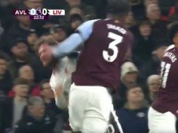 Mac Allister recibió una trompada de Axel Disasi en la Premier League