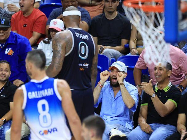Video: exfigura de la NBA protagonizó escándalo en la liga de Puerto Rico