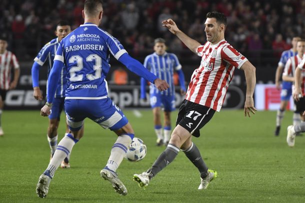 Godoy Cruz rescató un triunfo ante un debilitado Estudiantes