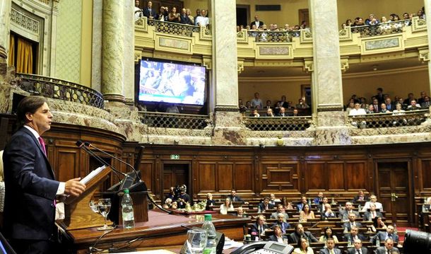 Luis Lacalle Pou brindó su discurso de rendición de cuentas ante la Asamblea General.