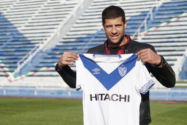 Sebastián Domínguez fue presentado como nuevo técnico de Vélez: Es un orgullo