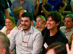 la ucr eligio a un intendente de 36 anos como nuevo presidente de su comite nacional la ucr eligio a un intendente de 36 anos como nuevo presidente de su comite nacional