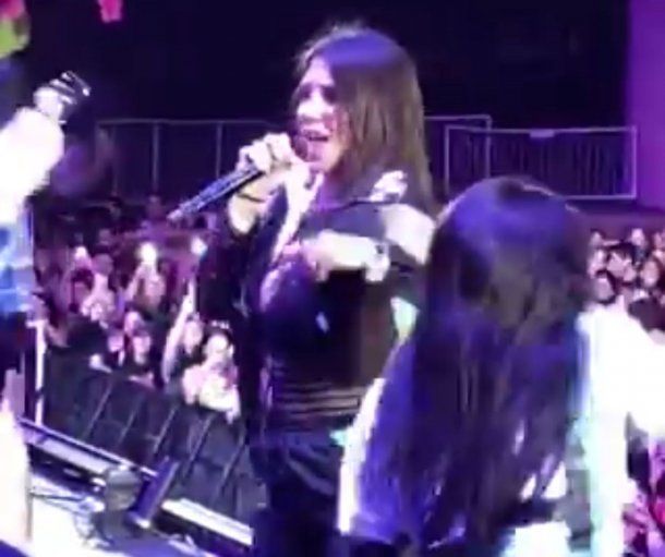 Wanda Nara cantó por primera vez en vivo y sorprendió a todos