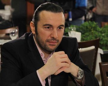 Demir blanqueó a su novia: Hay una mujer en mi vida