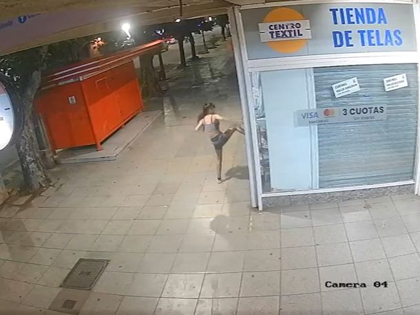 Violento episodio en Mar del Plata: rompió una vidriera, se hirió y perdió mucha sangre