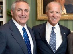 Marc Stanley y Joe Biden