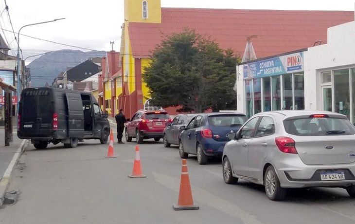 Controles vehiculares en Tierra del Fuego por el coronavirus - Cr&eacute;dito:&nbsp;eldiariodelfindelmundo.com
