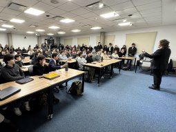 tras profundizar el ajuste a las universidades publicas, milei diserto en la universidad de san andres tras profundizar el ajuste a las universidades publicas, milei diserto en la universidad de san andres