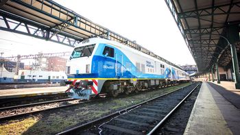 Tren Buenos Aires- Mar del Plata Tren Buenos Aires- Mar del Plata