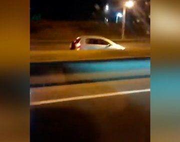 El auto que provocó el choque múltiple y fatal en Acceso Oeste iba en contramano