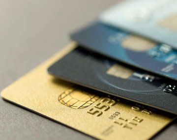 A partir de noviembre será más caro pagar en cuotas con tarjetas de crédito