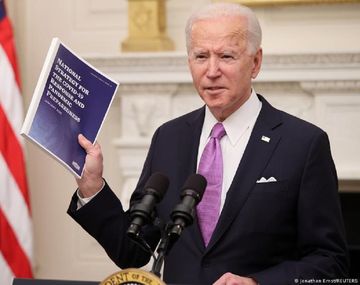 Qué países cerraron  fronteras a África por la cepa Ómicron