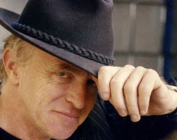 Miguel Cantilo se presenta en el teatro SHA el 10 de mayo