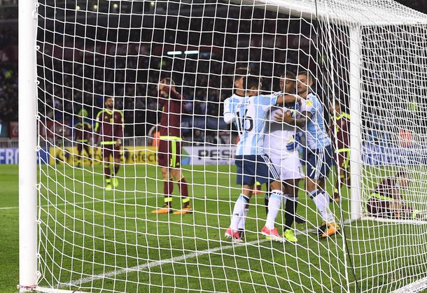 El sufrimiento de Argentina frente a Venezuela