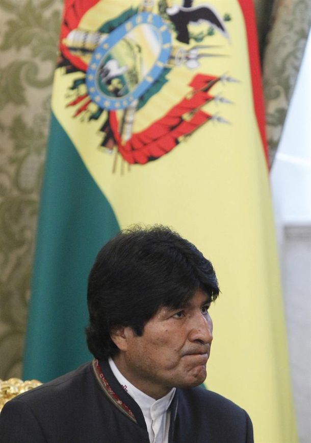 Portugal no dejó aterrizar a Evo Morales por sospechar que llevaba a Snowden