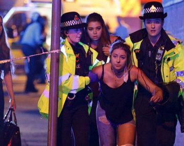Investigan una red de apoyo al autor del atentado en Manchester