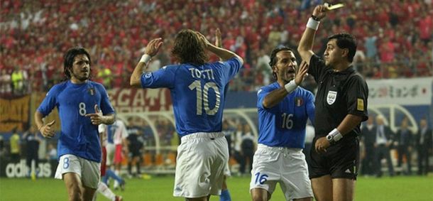 En Italia afirman que la FIFA arregló partidos en el Mundial 2002