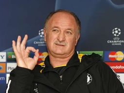 scolari ya tiene definido el equipo brasileno en un 105% scolari ya tiene definido el equipo brasileno en un 105%