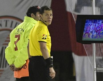 Tiene fecha la llegada del VAR al fútbol argentino