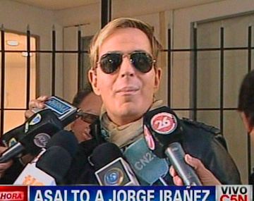 Asaltaron el local del diseñador Jorge Ibáñez en Recoleta