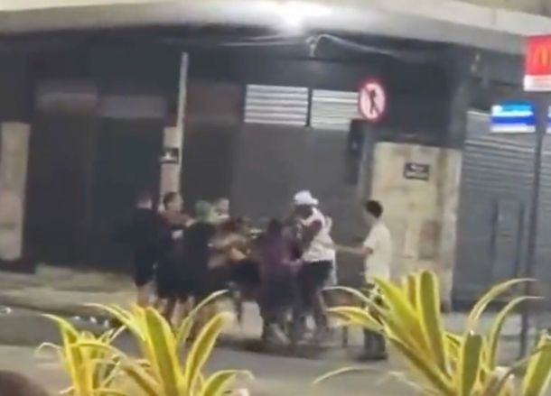 Violenta nueva emboscada de barras de Fluminense a hinchas de Boca