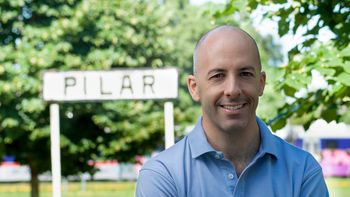 Nicolás Ducoté, intendente de Pilar Nicolás Ducoté, intendente de Pilar