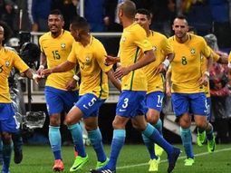 paulinho ¿confirmo? su llegada al barcelona en las redes sociales paulinho ¿confirmo? su llegada al barcelona en las redes sociales