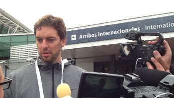 pau gasol llego a argentina para apoyar la candidatura de madrid pau gasol llego a argentina para apoyar la candidatura de madrid