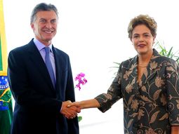 mauricio macri esta reunido con dilma rousseff en brasilia mauricio macri esta reunido con dilma rousseff en brasilia