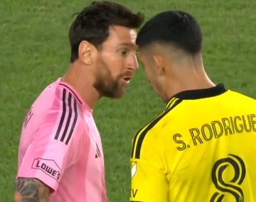 El fuerte cruce de Messi con Santiago Rodríguez que reavivó una historia de 2023
