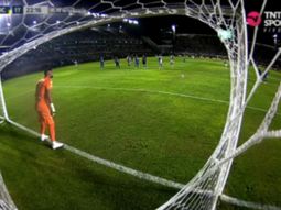 Video: el penal que atajó Chiquito Romero en Banfield-Boca